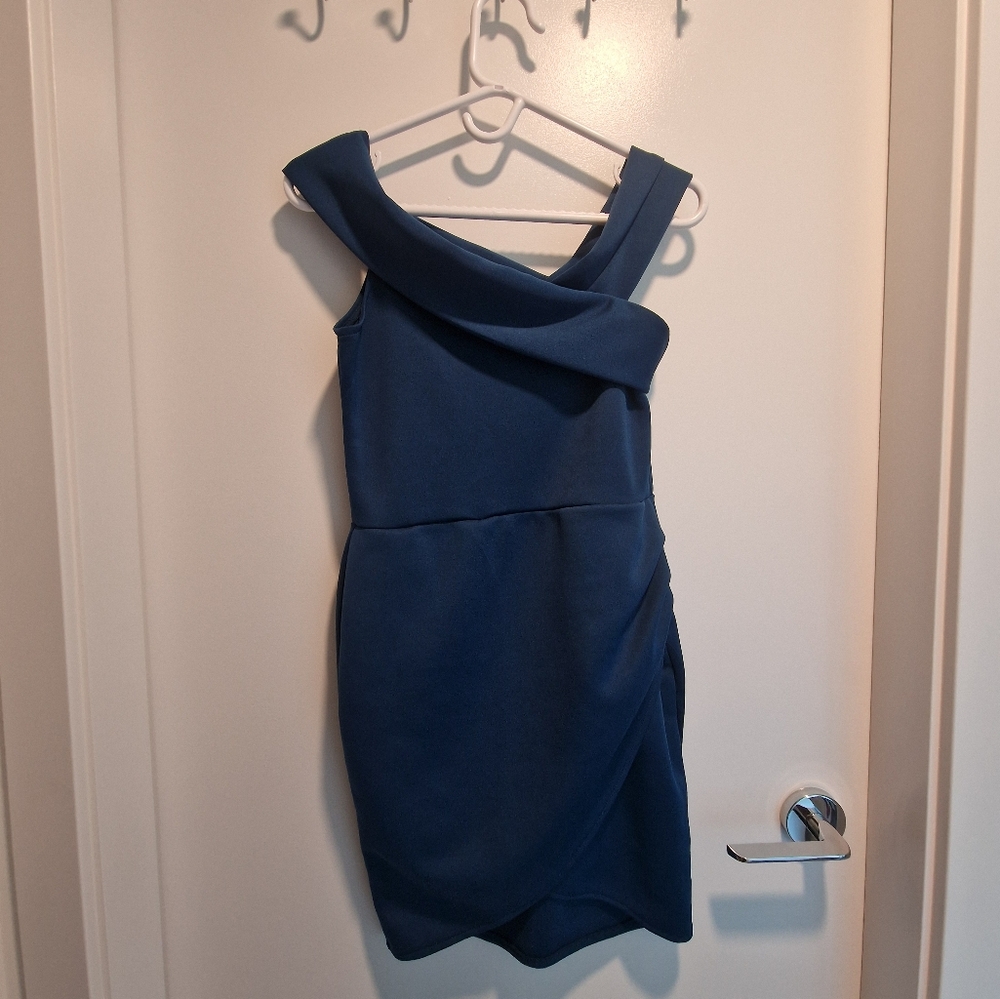 Elegant Blue Women's Dress